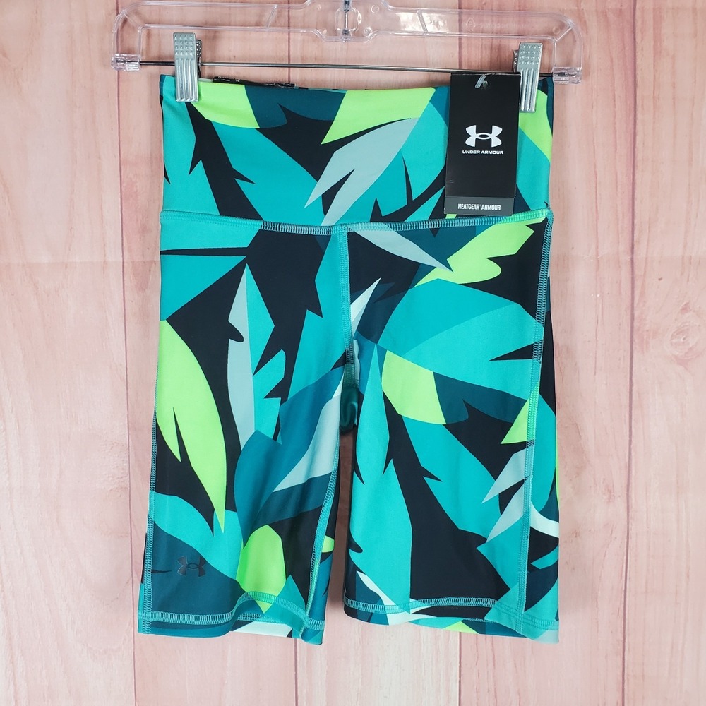 Under Armour HeatGear Tech Bike Shorts Womens XS Green Armour AOP Athletic Wear